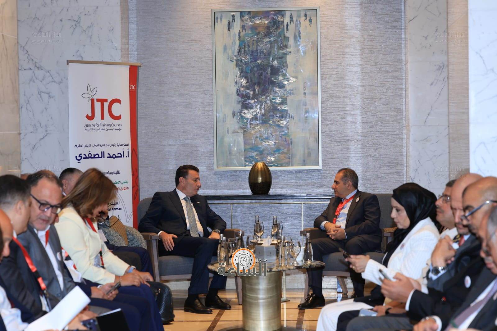 Madar Al-Saa Images 0.34697446688876854