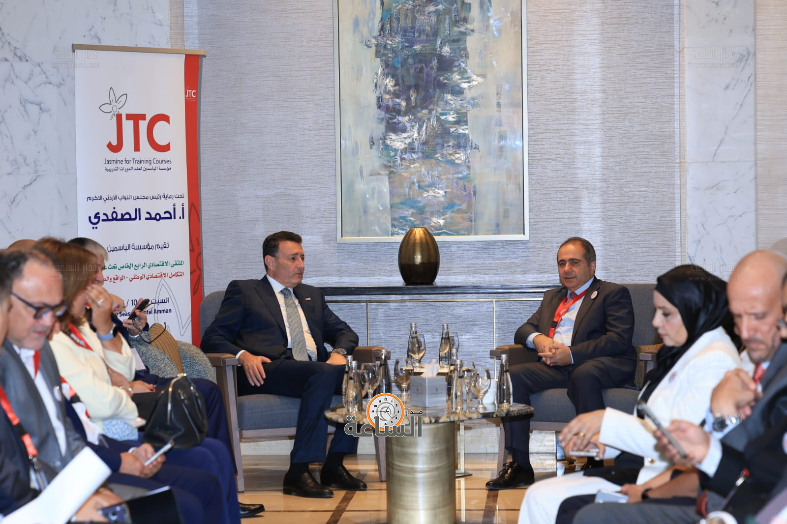 Madar Al-Saa Images 0.010870418857766628