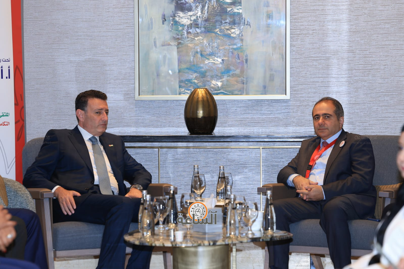 Madar Al-Saa Images 0.15263779304889757