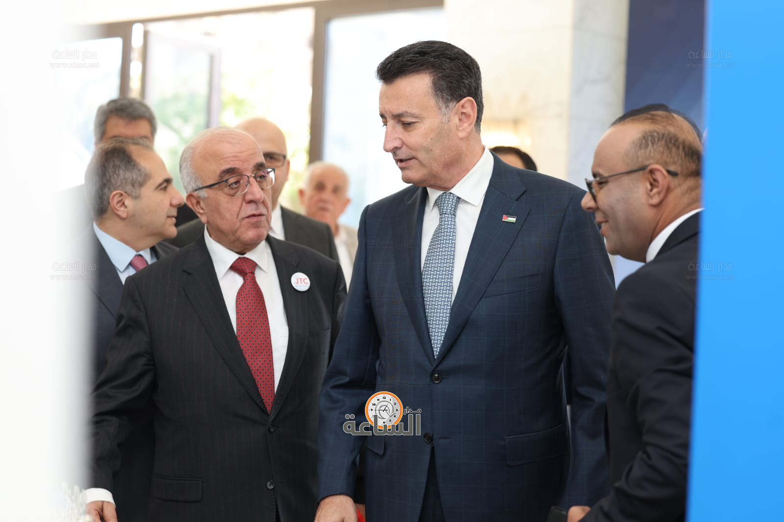 Madar Al-Saa Images 0.478266618440385