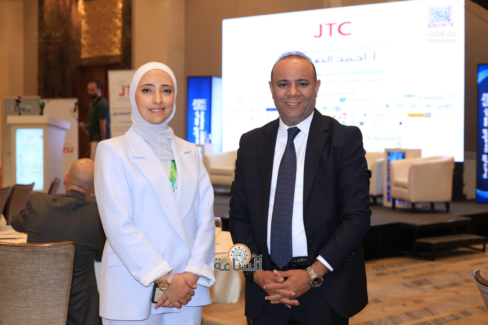 Madar Al-Saa Images 0.22694120876223522