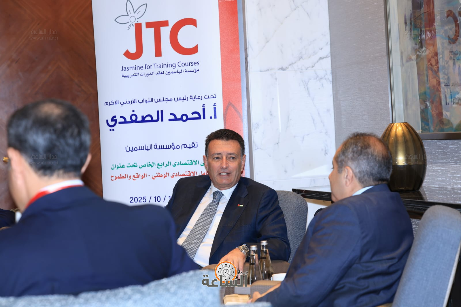 Madar Al-Saa Images 0.8319183113796972