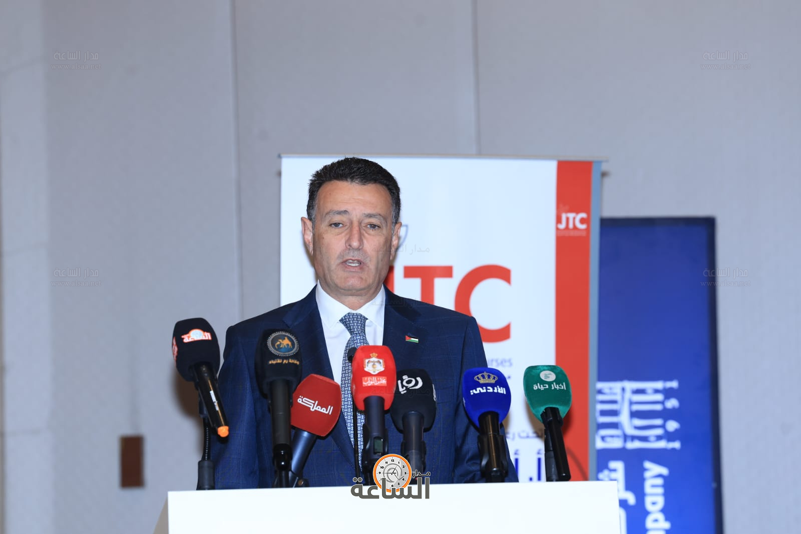 Madar Al-Saa Images 0.7887168390519094