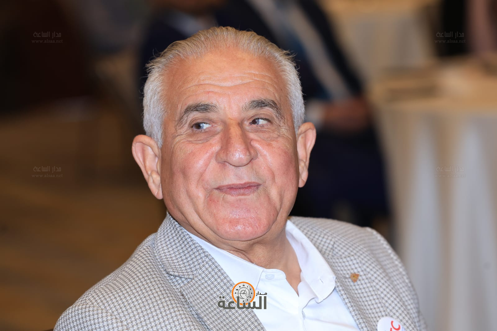 Madar Al-Saa Images 0.9861625414773921