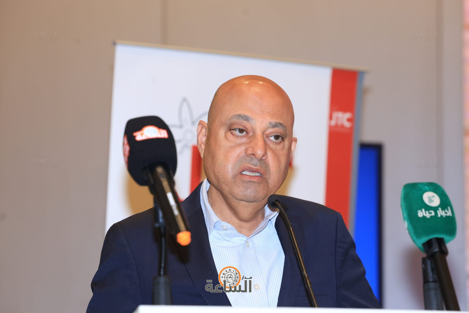 Madar Al-Saa Images 0.45764837895429744