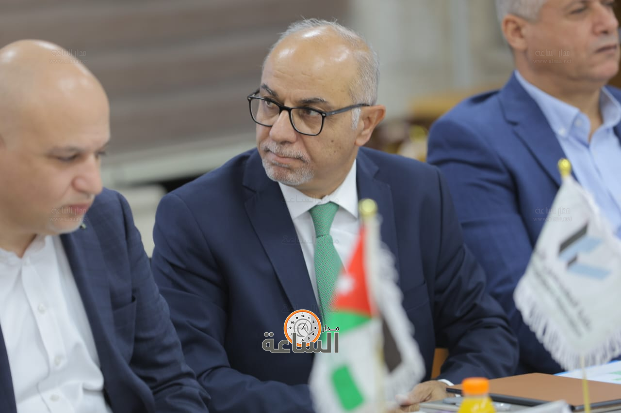 Madar Al-Saa Images 0.5809409816945491