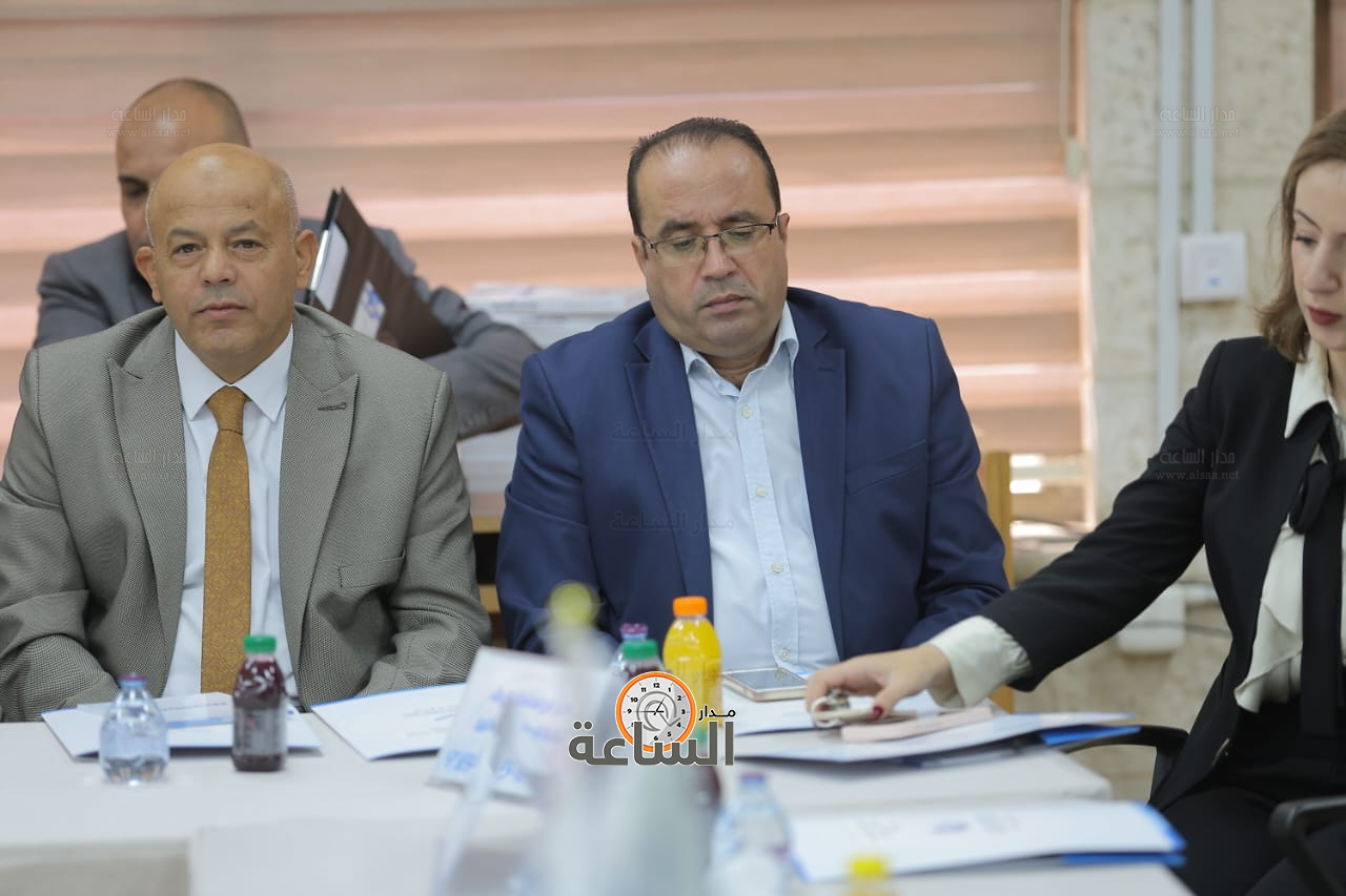 Madar Al-Saa Images 0.9953873179155729