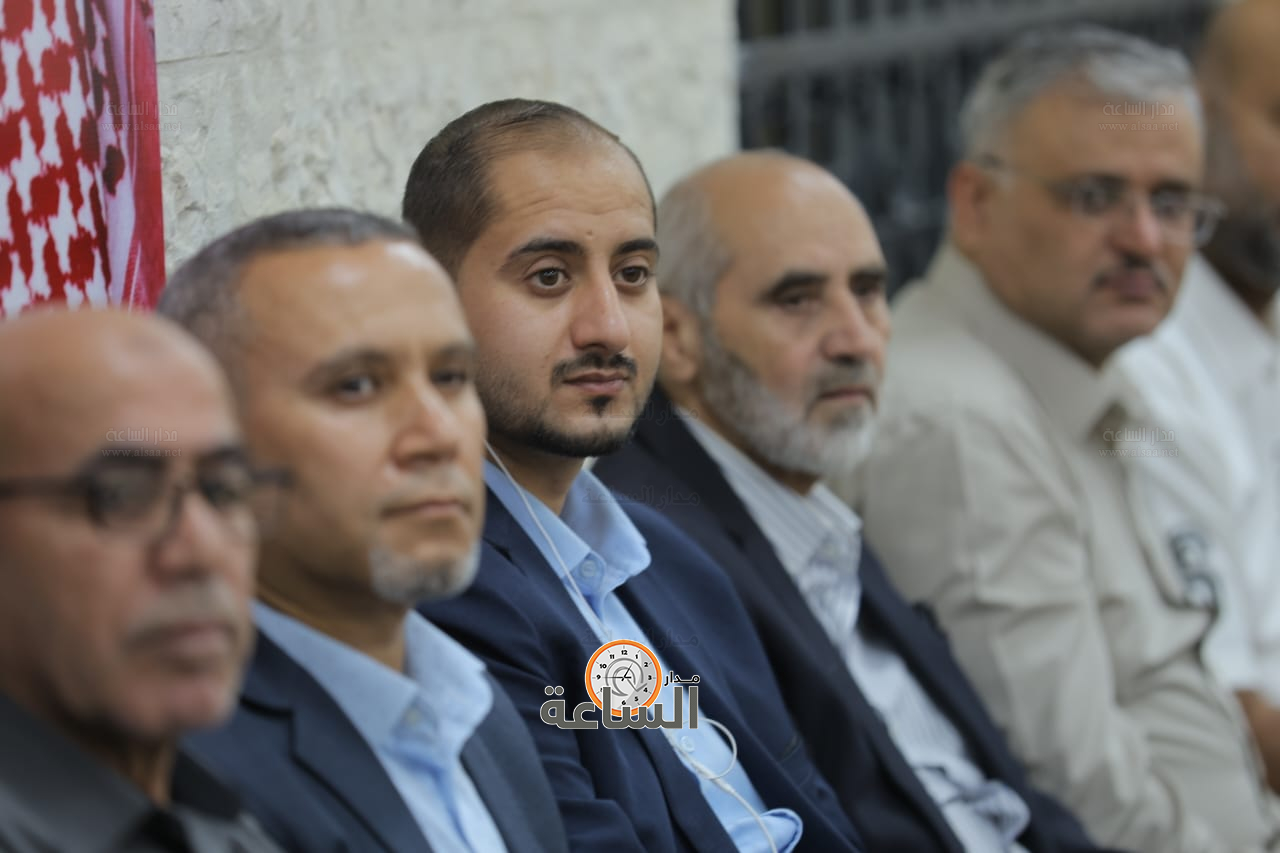 Madar Al-Saa Images 0.4941705927852652