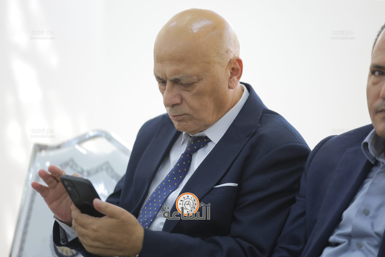 Madar Al-Saa Images 0.8620757199345325