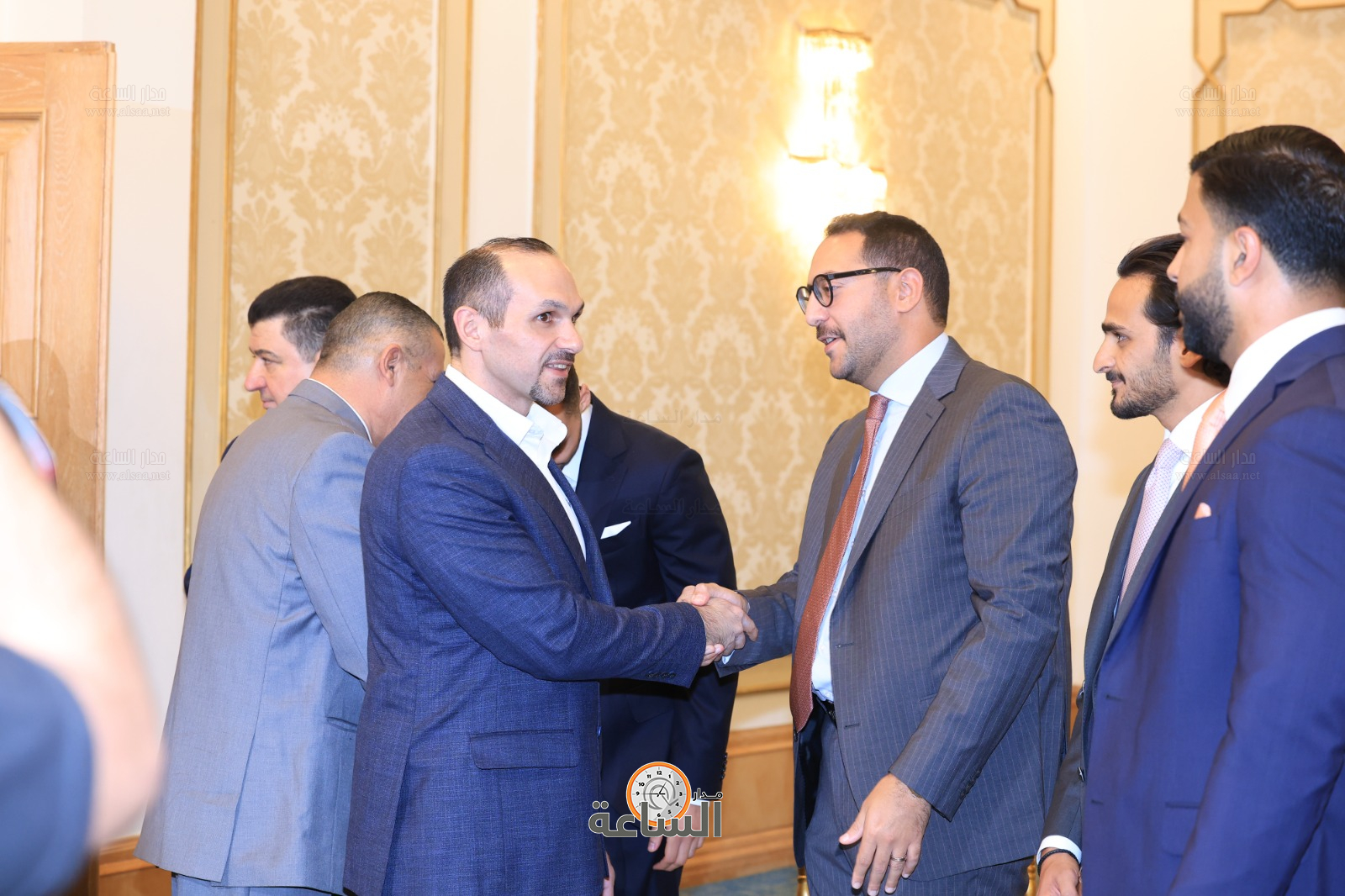 Madar Al-Saa Images 0.6892877417753134