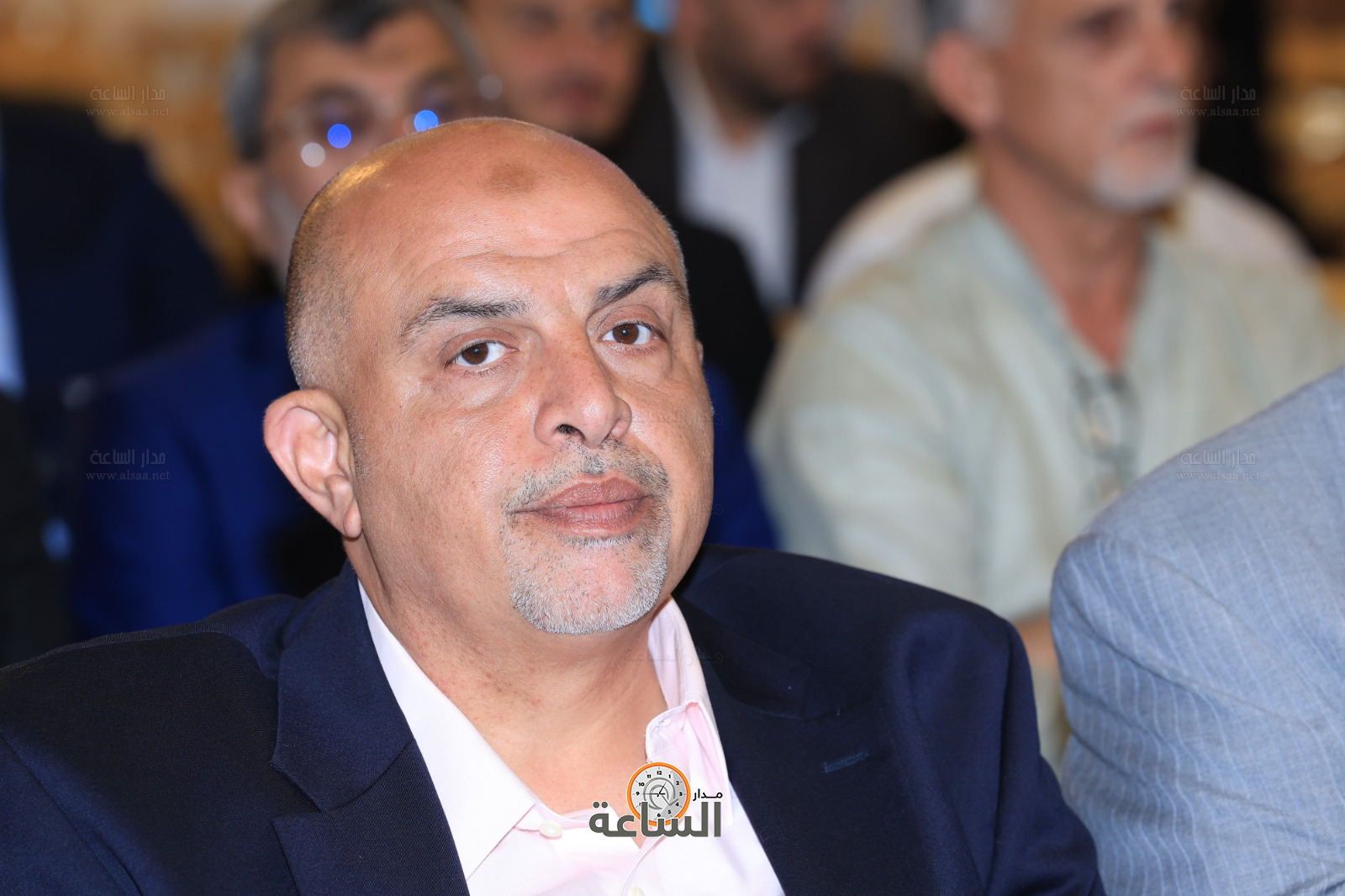 Madar Al-Saa Images 0.5131476301689312