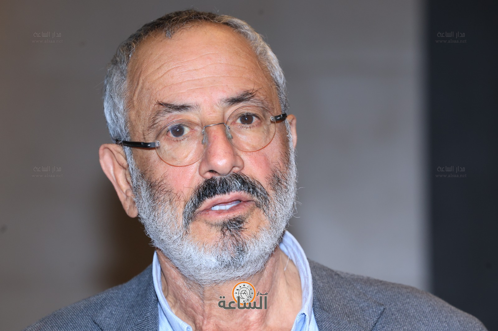 Madar Al-Saa Images 0.4188981402999722