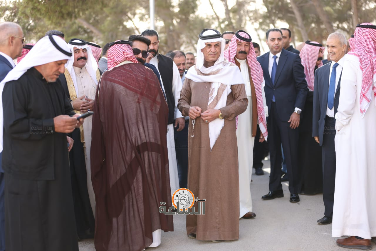 Madar Al-Saa Images 0.3860071754027402