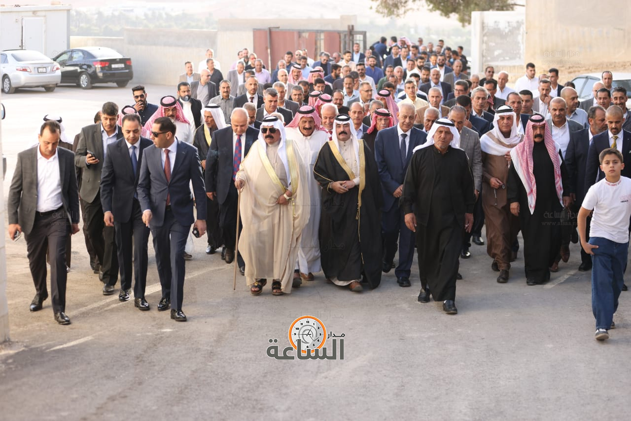 Madar Al-Saa Images 0.7354775024910871