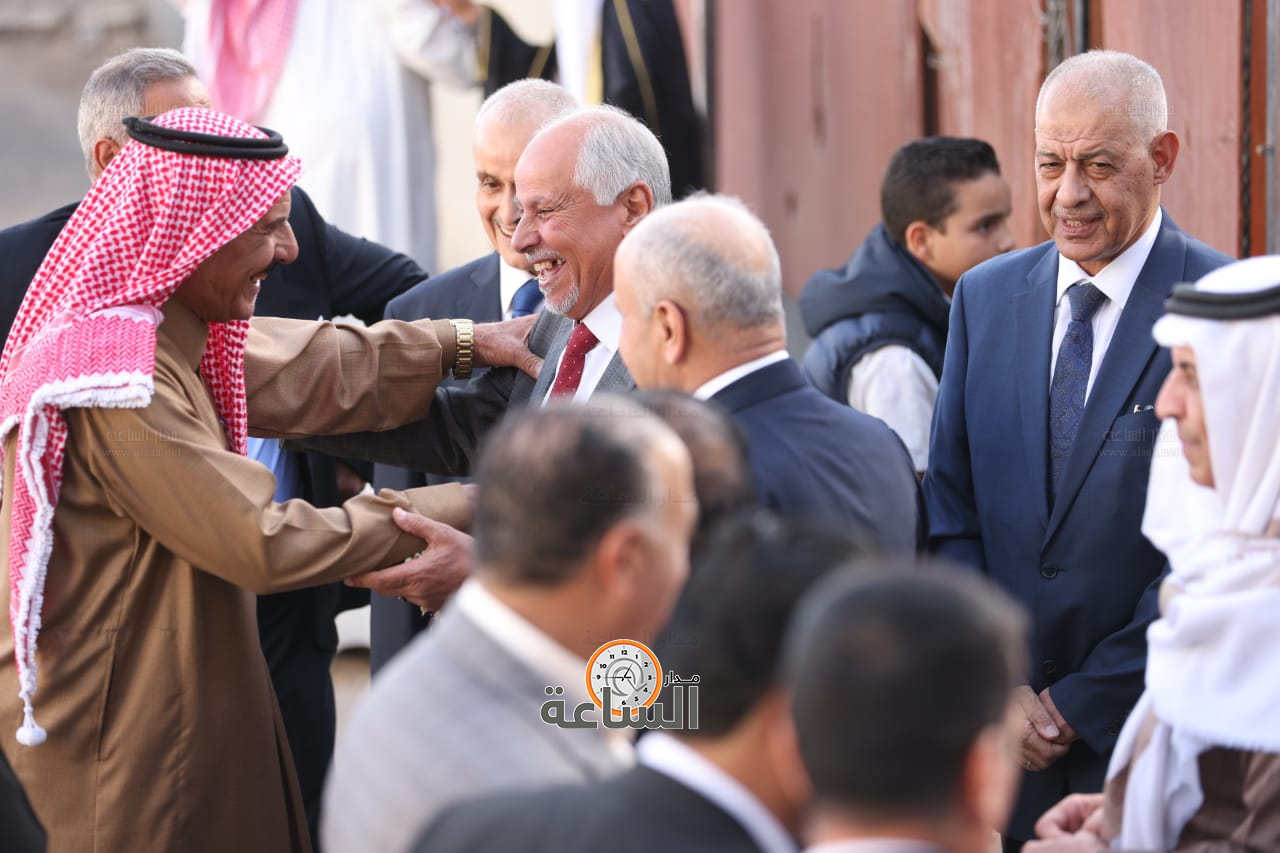 Madar Al-Saa Images 0.001700040230135258