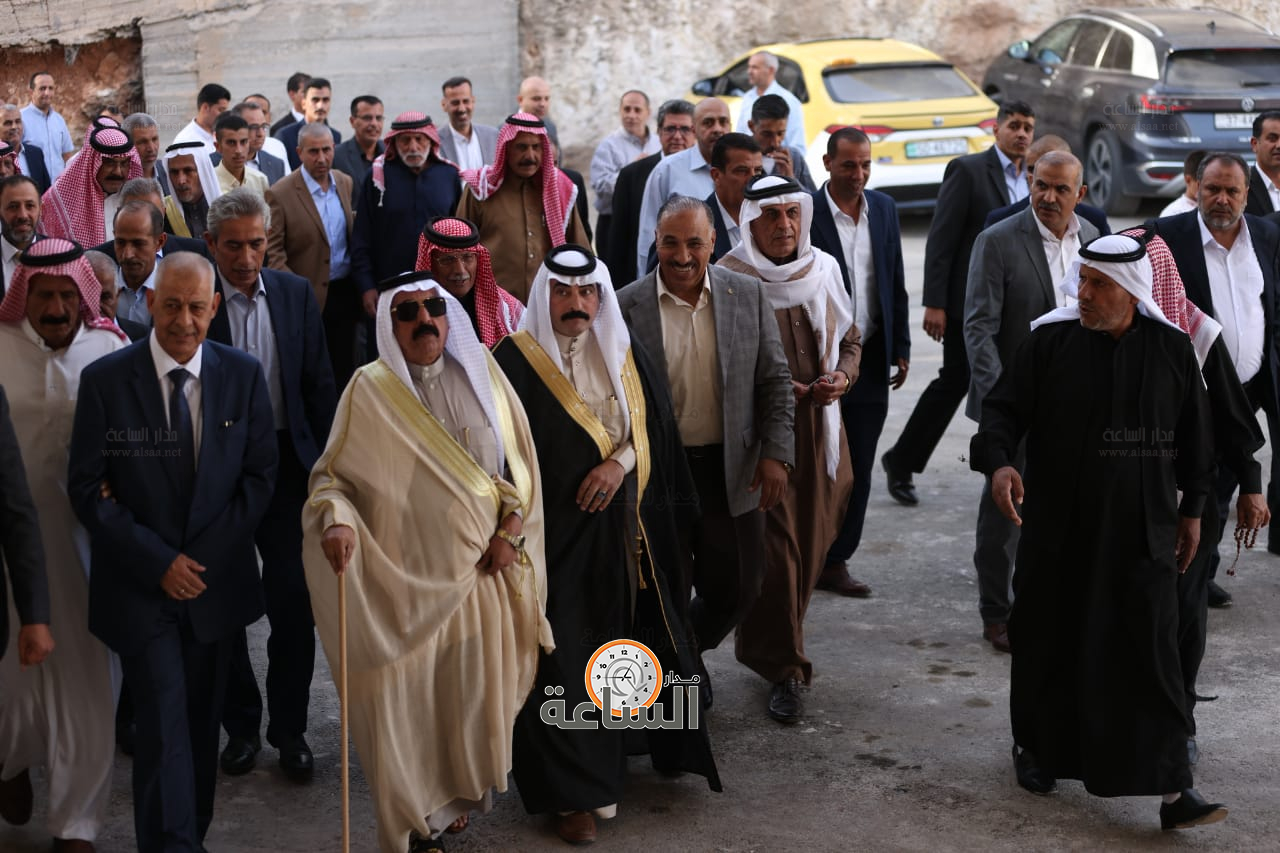 Madar Al-Saa Images 0.7504142238270174