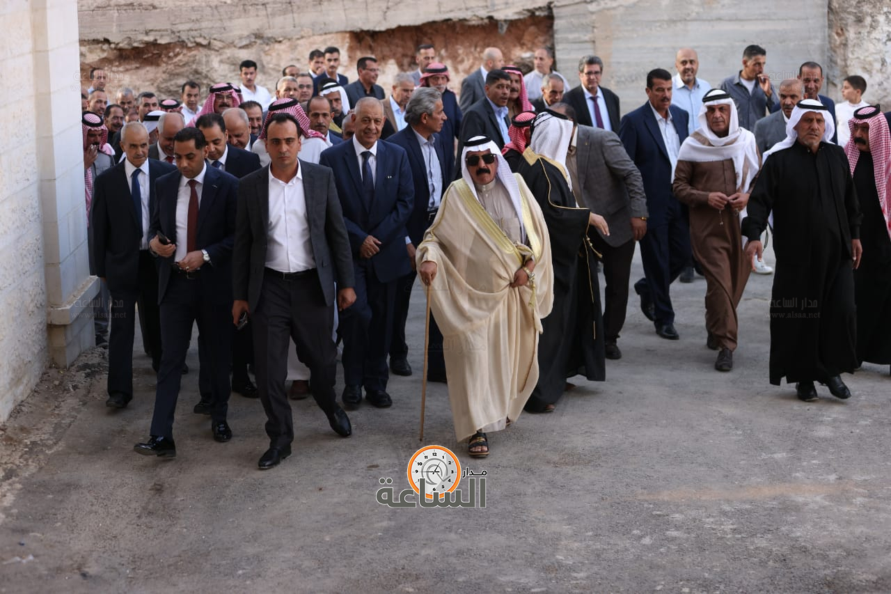 Madar Al-Saa Images 0.9305989378033852