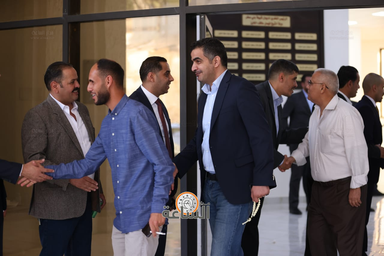 Madar Al-Saa Images 0.8405465212675924