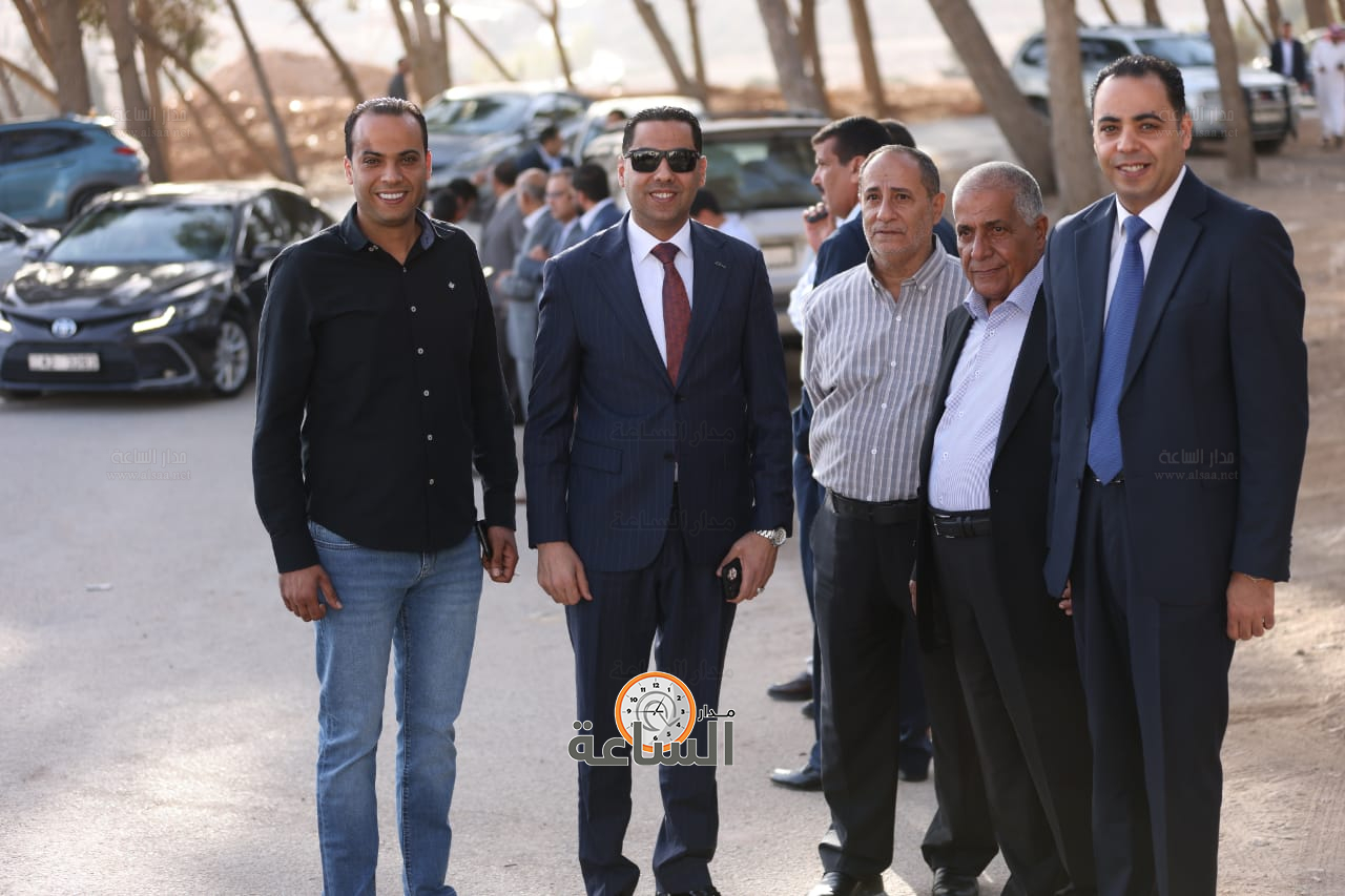 Madar Al-Saa Images 0.604502307834112