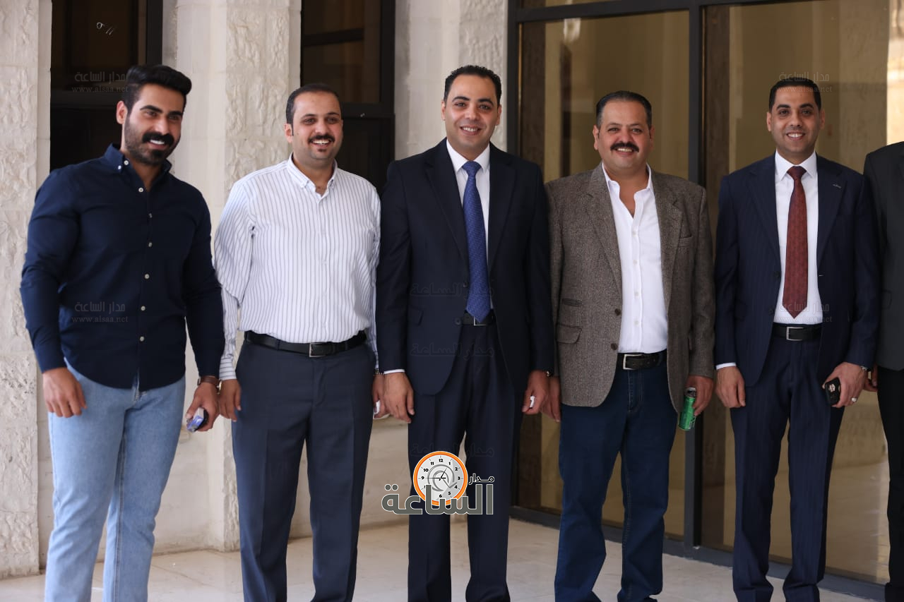 Madar Al-Saa Images 0.44925523543187373