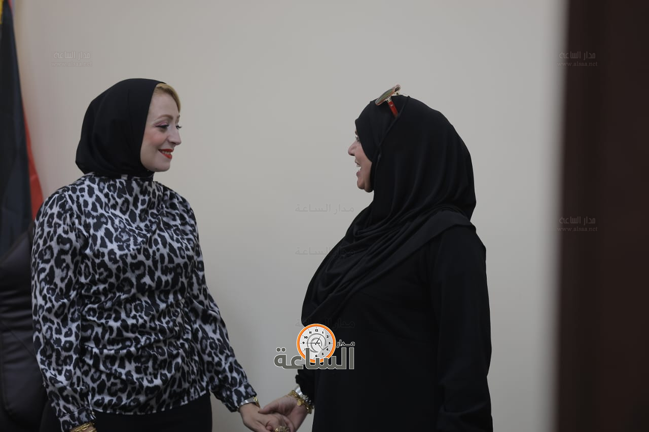 Madar Al-Saa Images 0.15961118903129312