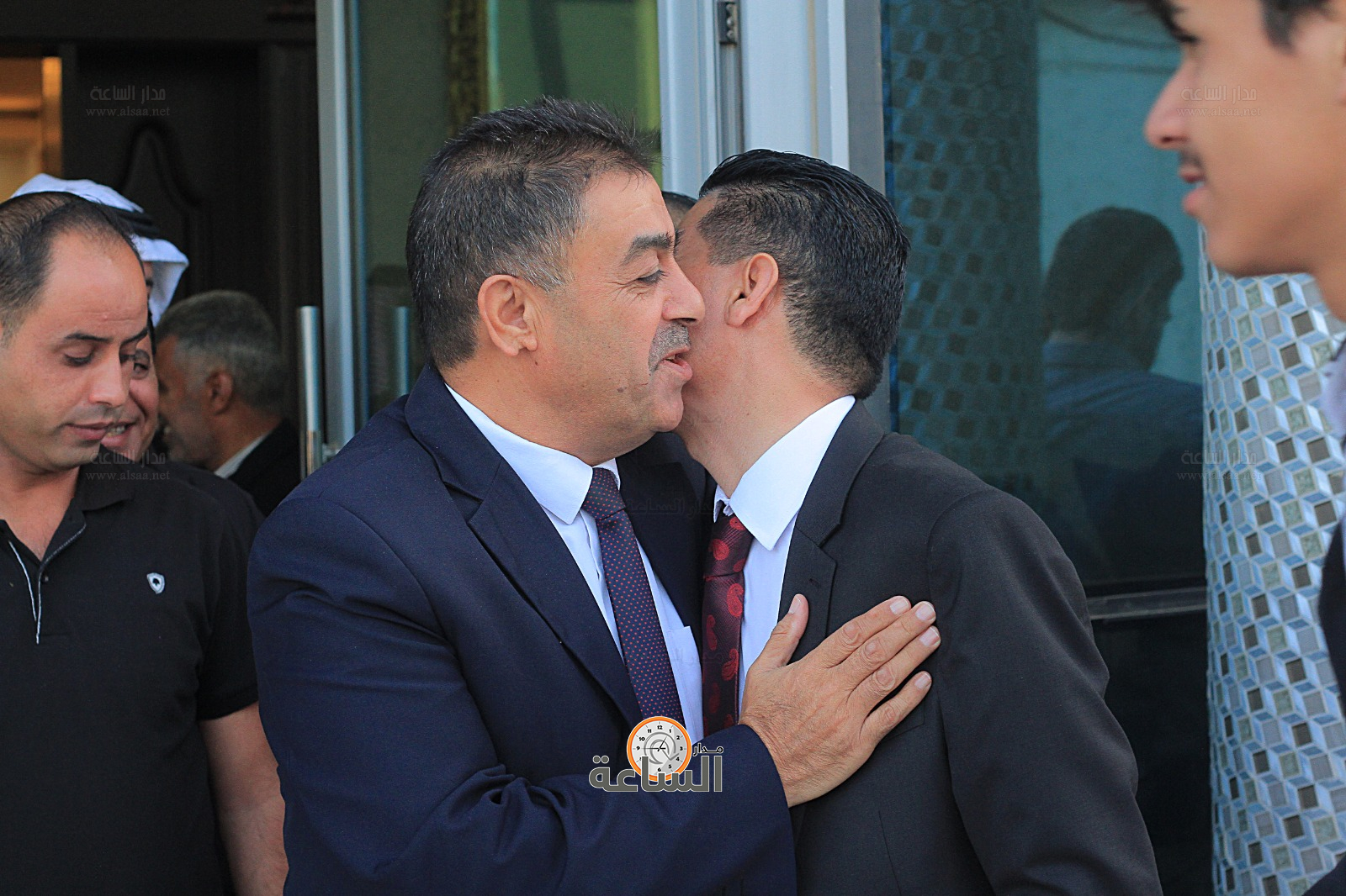 Madar Al-Saa Images 0.8872976074270501