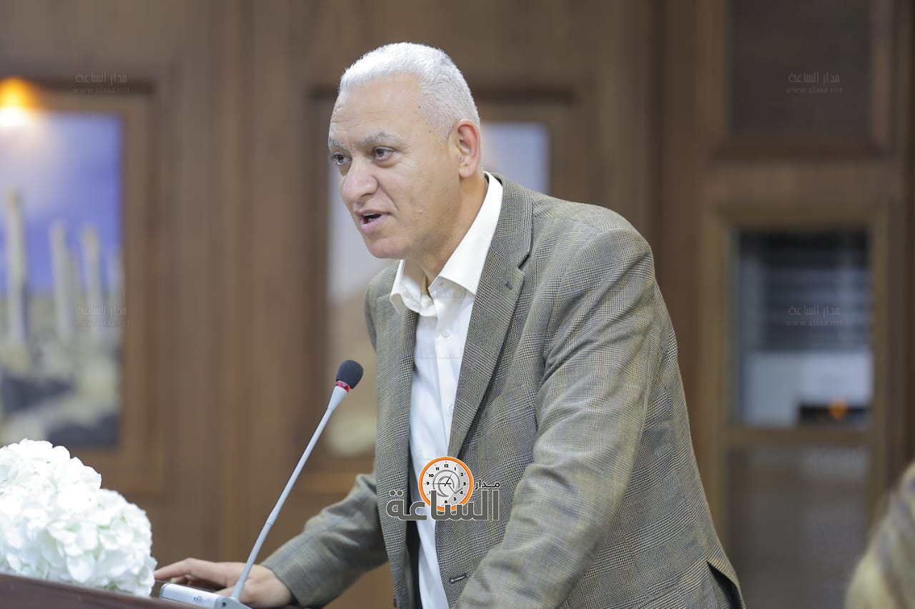 Madar Al-Saa Images 0.8059666124693721