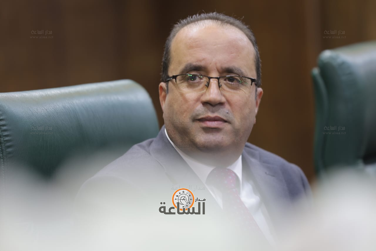 Madar Al-Saa Images 0.5321388716635628