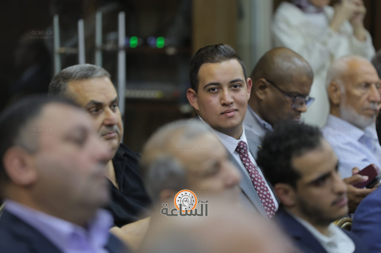 Madar Al-Saa Images 0.6510830220293761