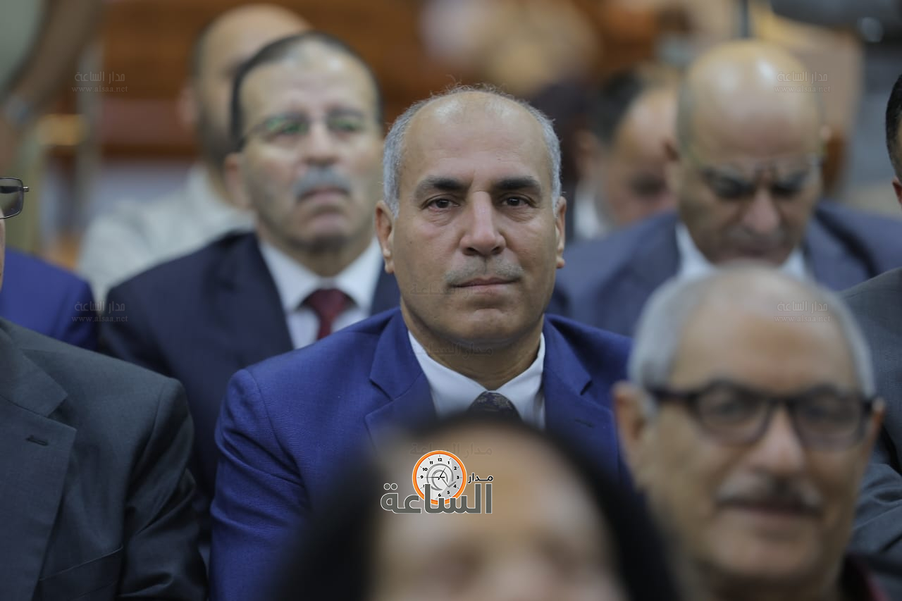 Madar Al-Saa Images 0.06491628022687068