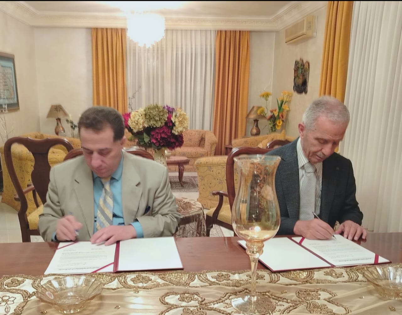 Madar Al-Saa Images 0.9008926616617916