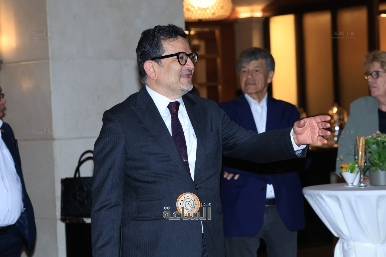 Madar Al-Saa Images 0.4043735468283963