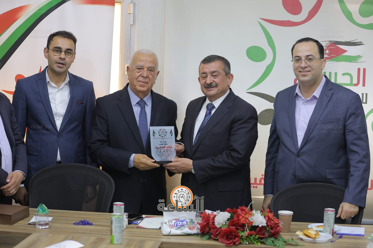 Madar Al-Saa Images 0.2178281969293292