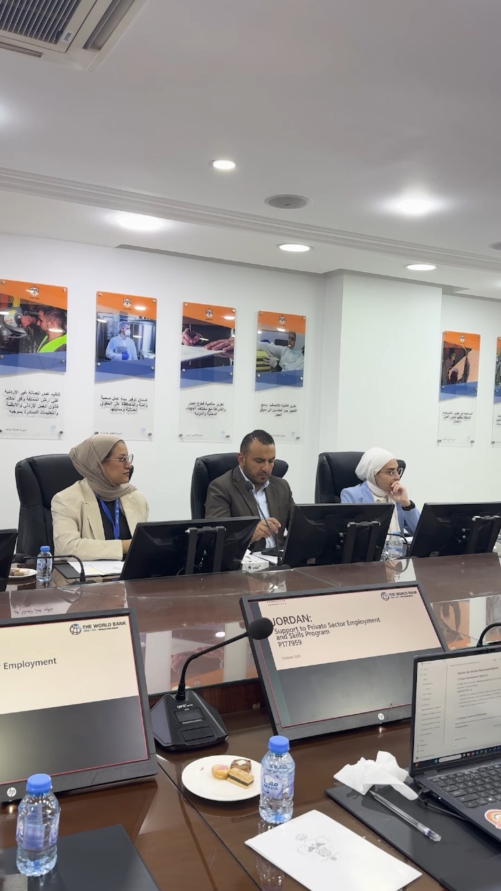 Madar Al-Saa Images 0.49656134176235933