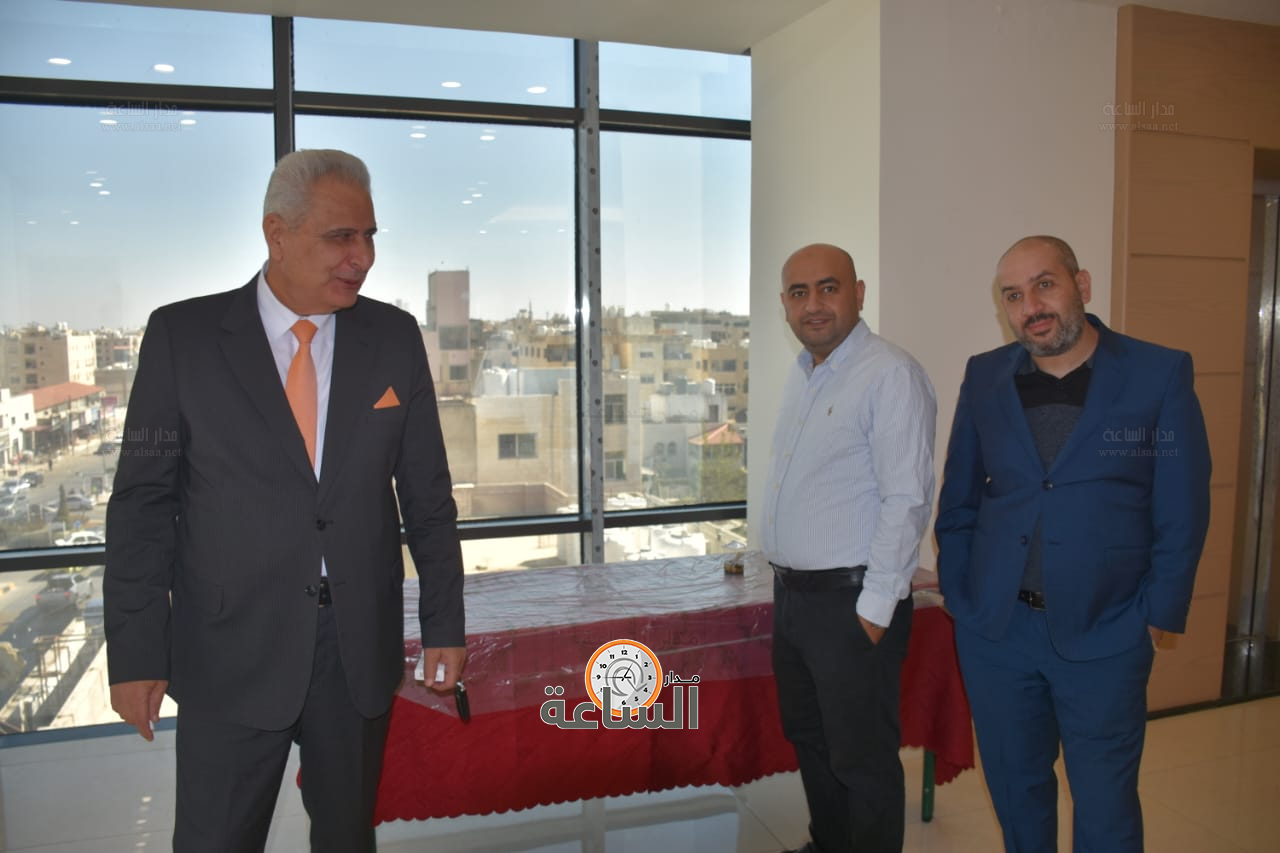 Madar Al-Saa Images 0.3259712569141028