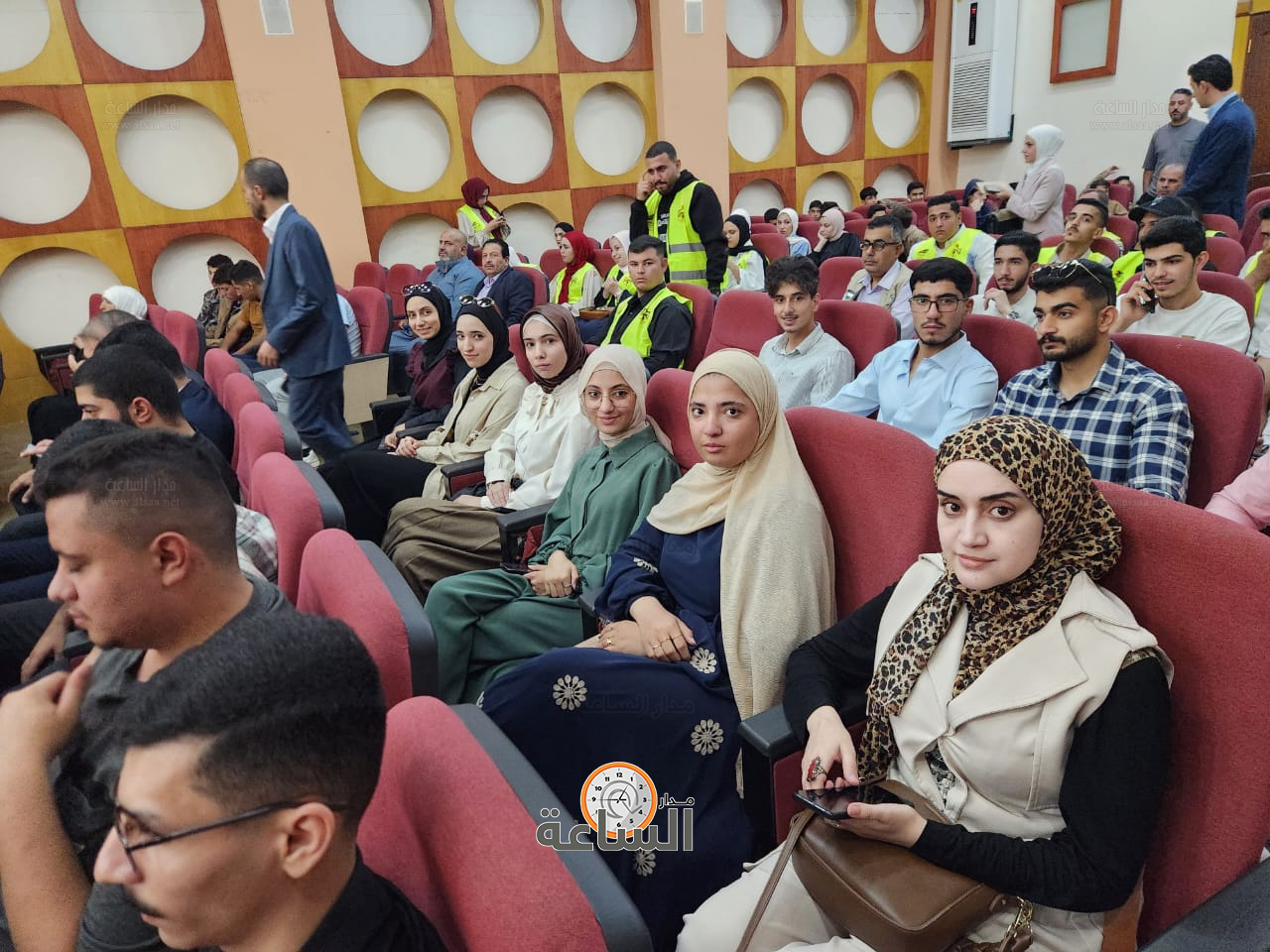 Madar Al-Saa Images 0.6298755861268117