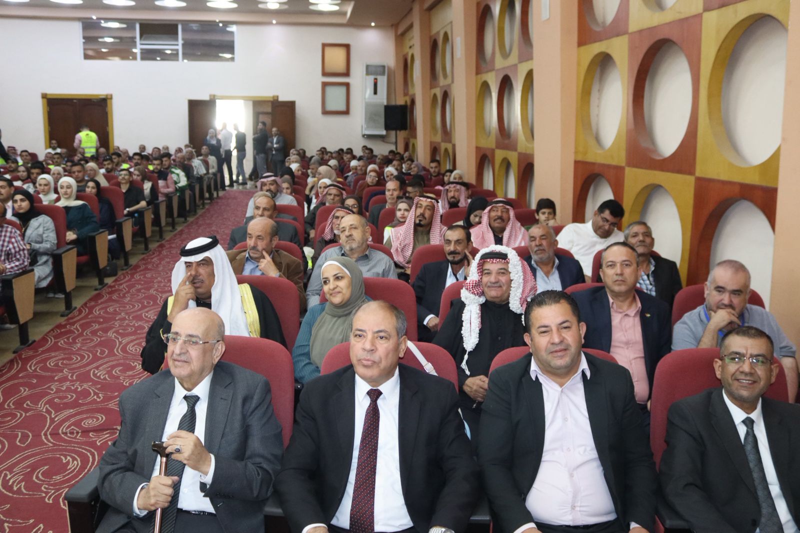 Madar Al-Saa Images 0.9888745903966297