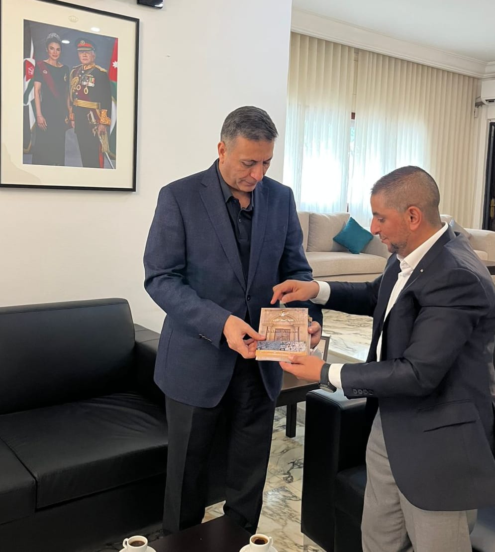 Madar Al-Saa Images 0.11217294262822253