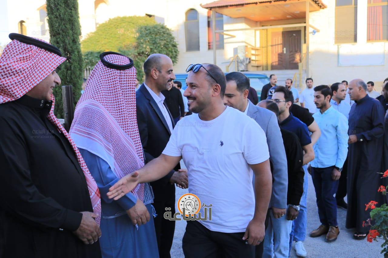 Madar Al-Saa Images 0.23182477463327478