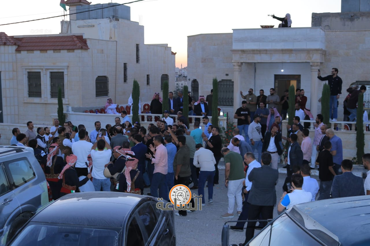 Madar Al-Saa Images 0.2460655173372368