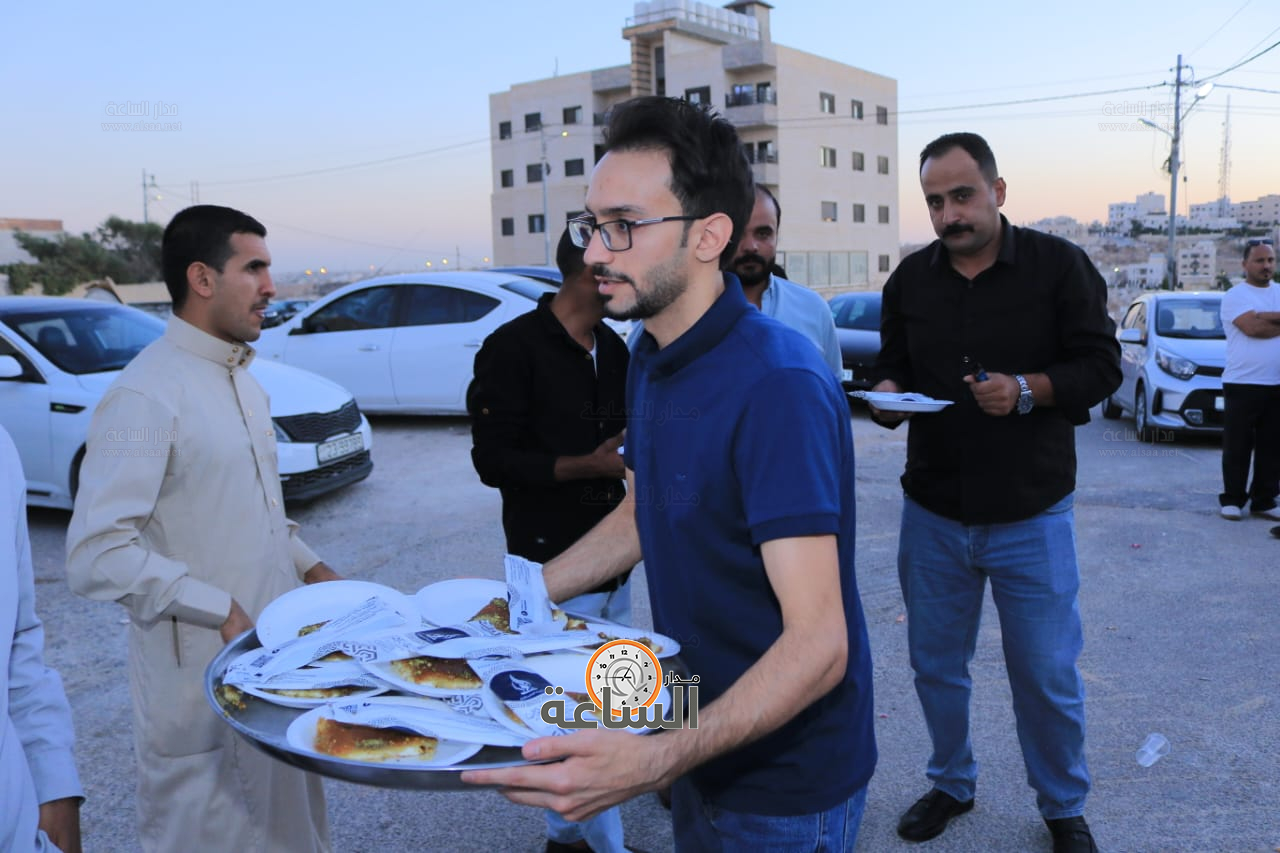 Madar Al-Saa Images 0.3123114400308379