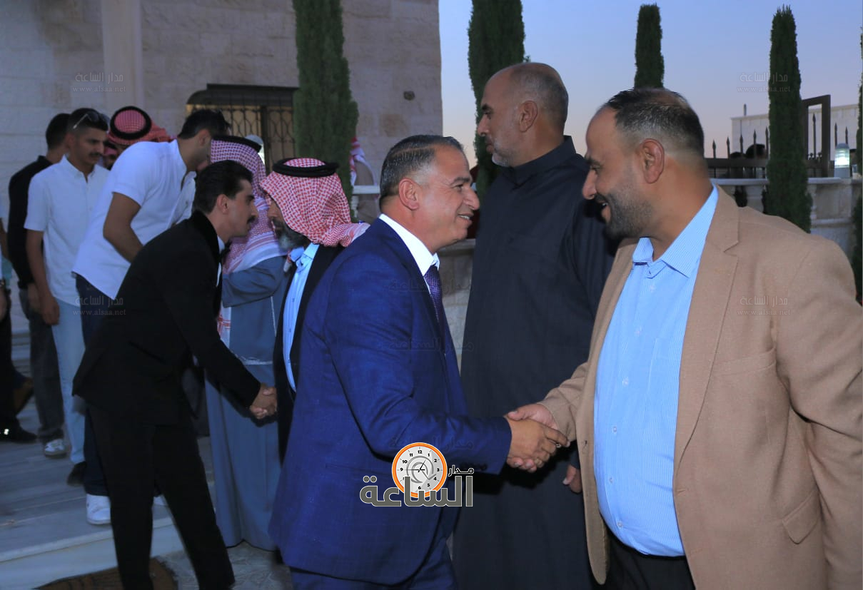 Madar Al-Saa Images 0.42979348452533506