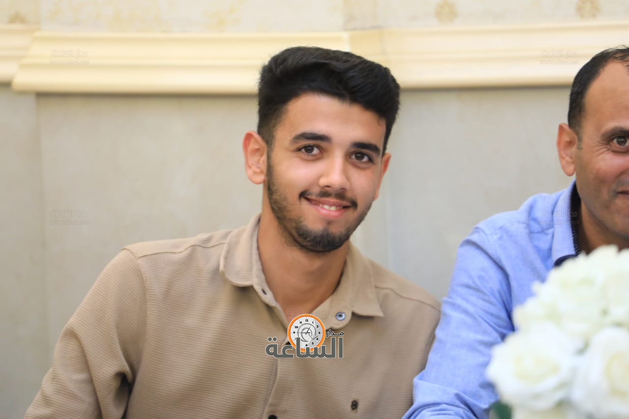 Madar Al-Saa Images 0.47075776939841263