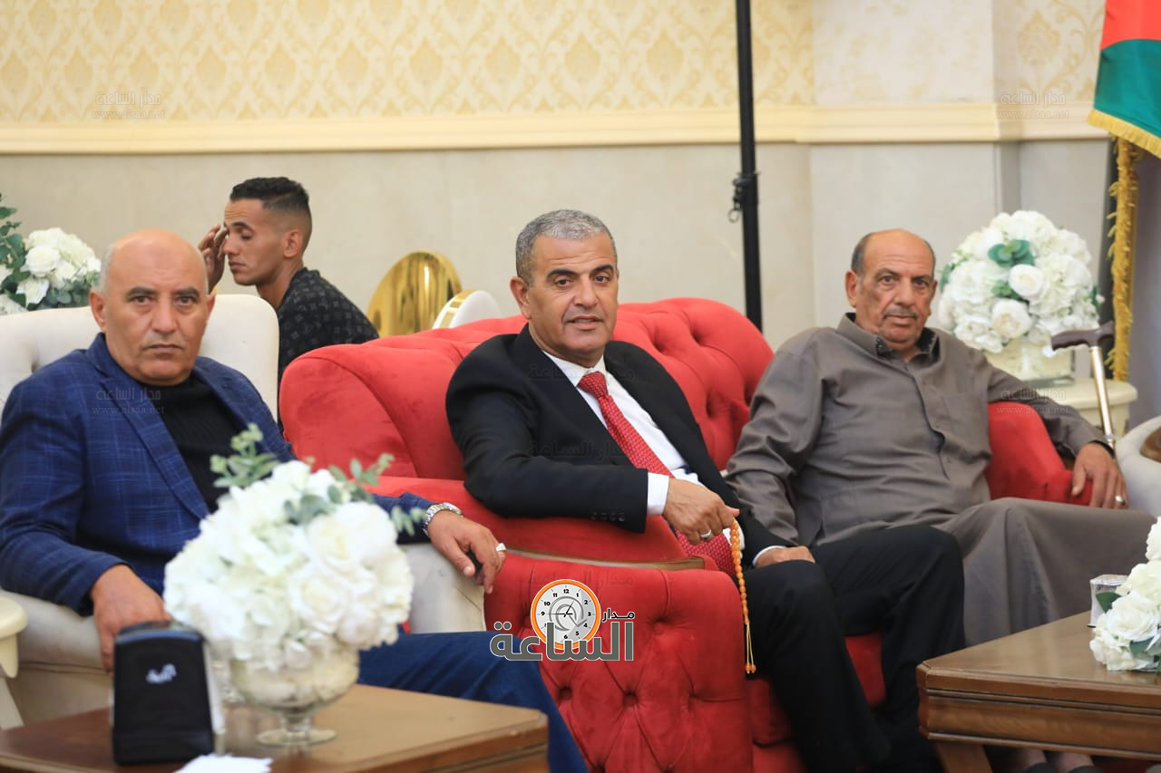 Madar Al-Saa Images 0.6974591485764452