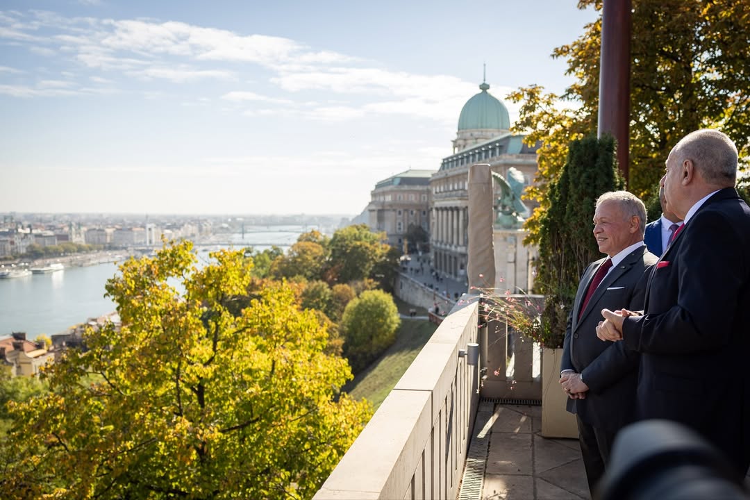 Madar Al-Saa Images 0.12531756956406248