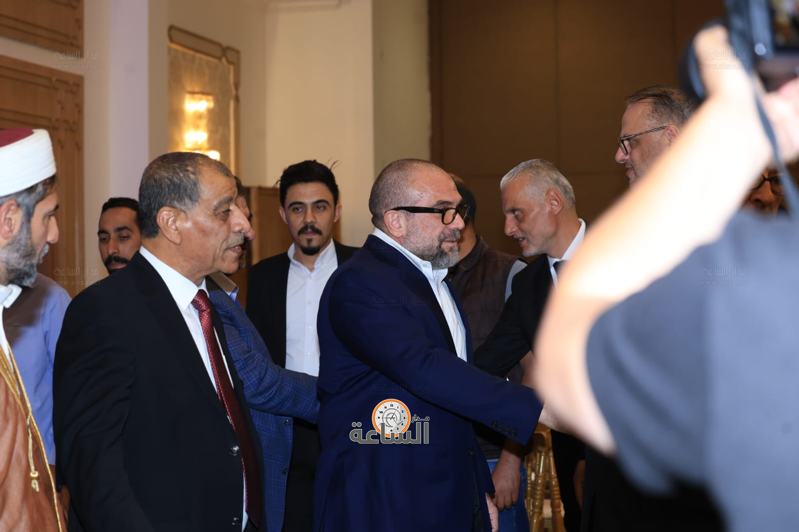 Madar Al-Saa Images 0.42621366076911205