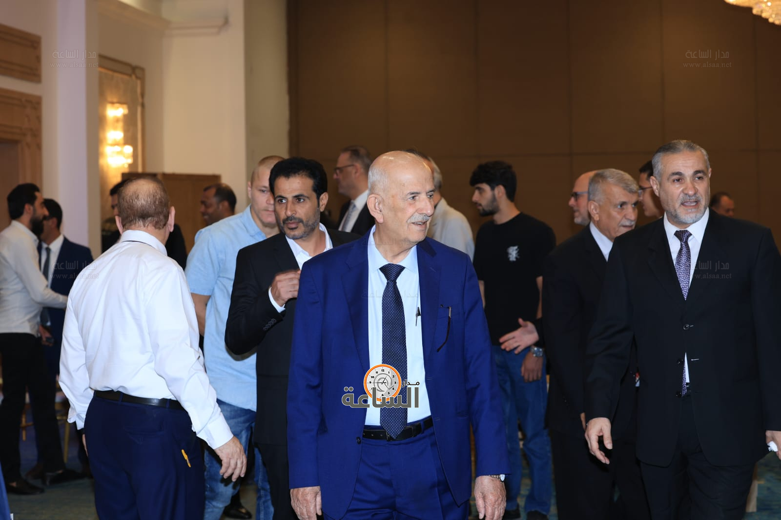 Madar Al-Saa Images 0.367294463740528