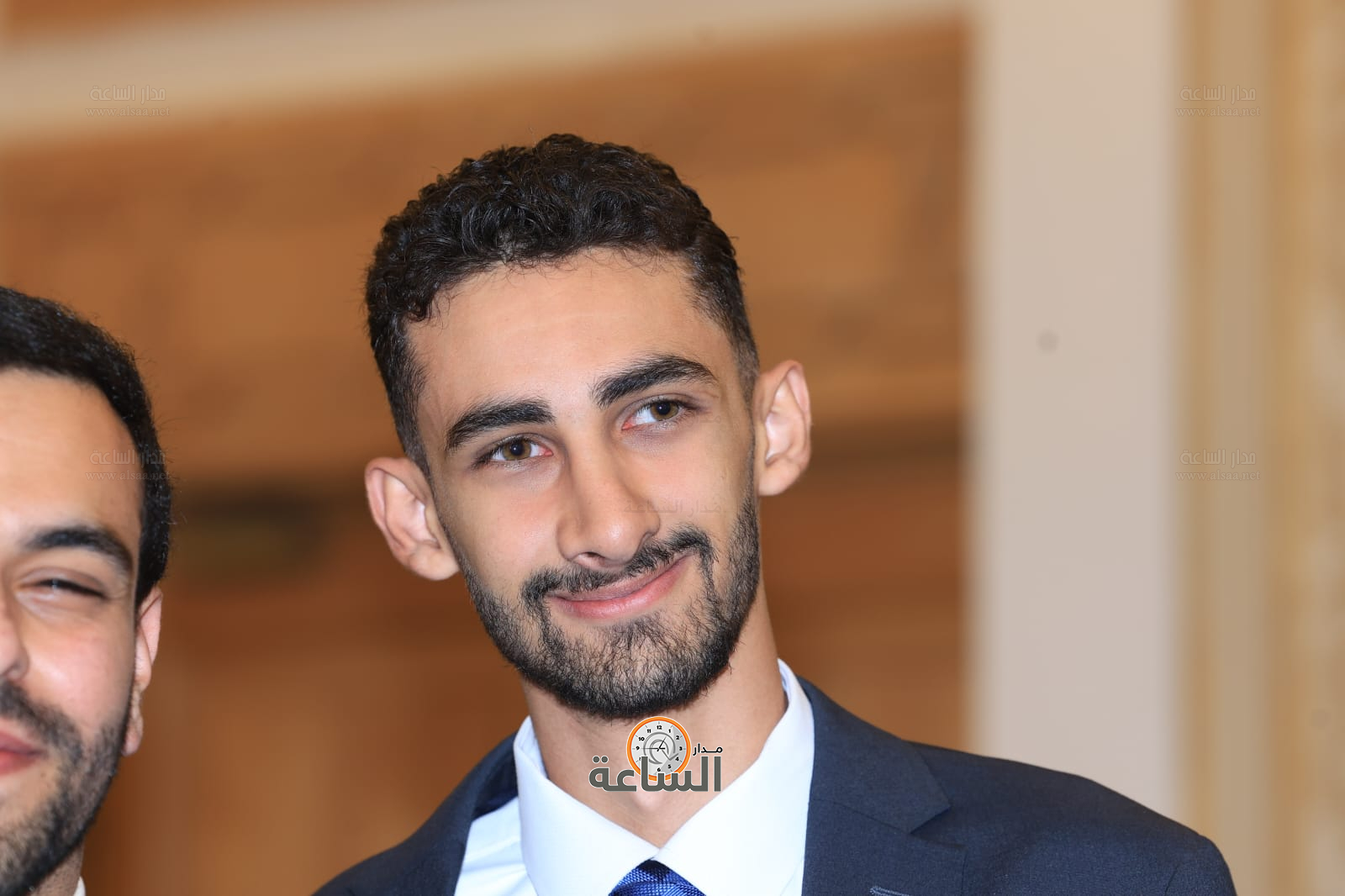 Madar Al-Saa Images 0.9940816293999681