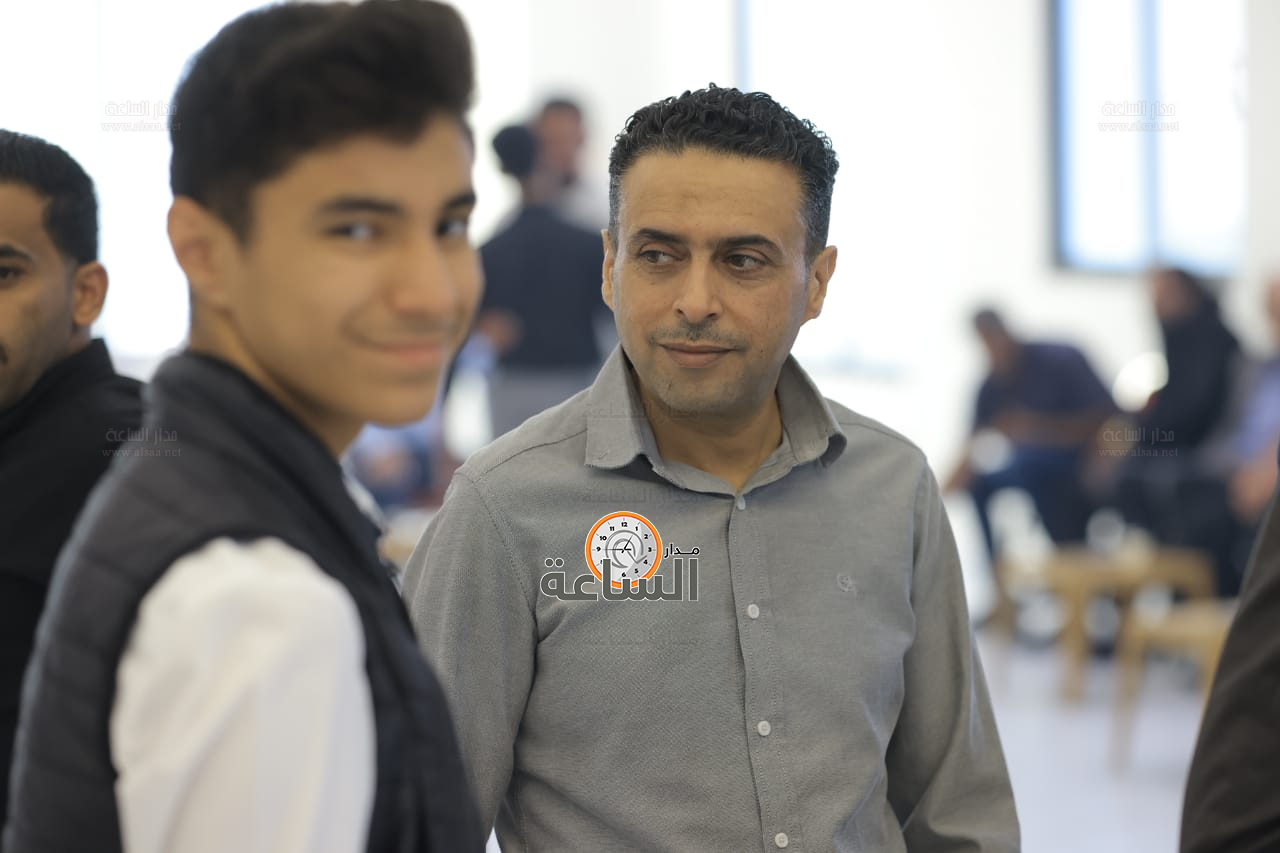 Madar Al-Saa Images 0.23195514736626