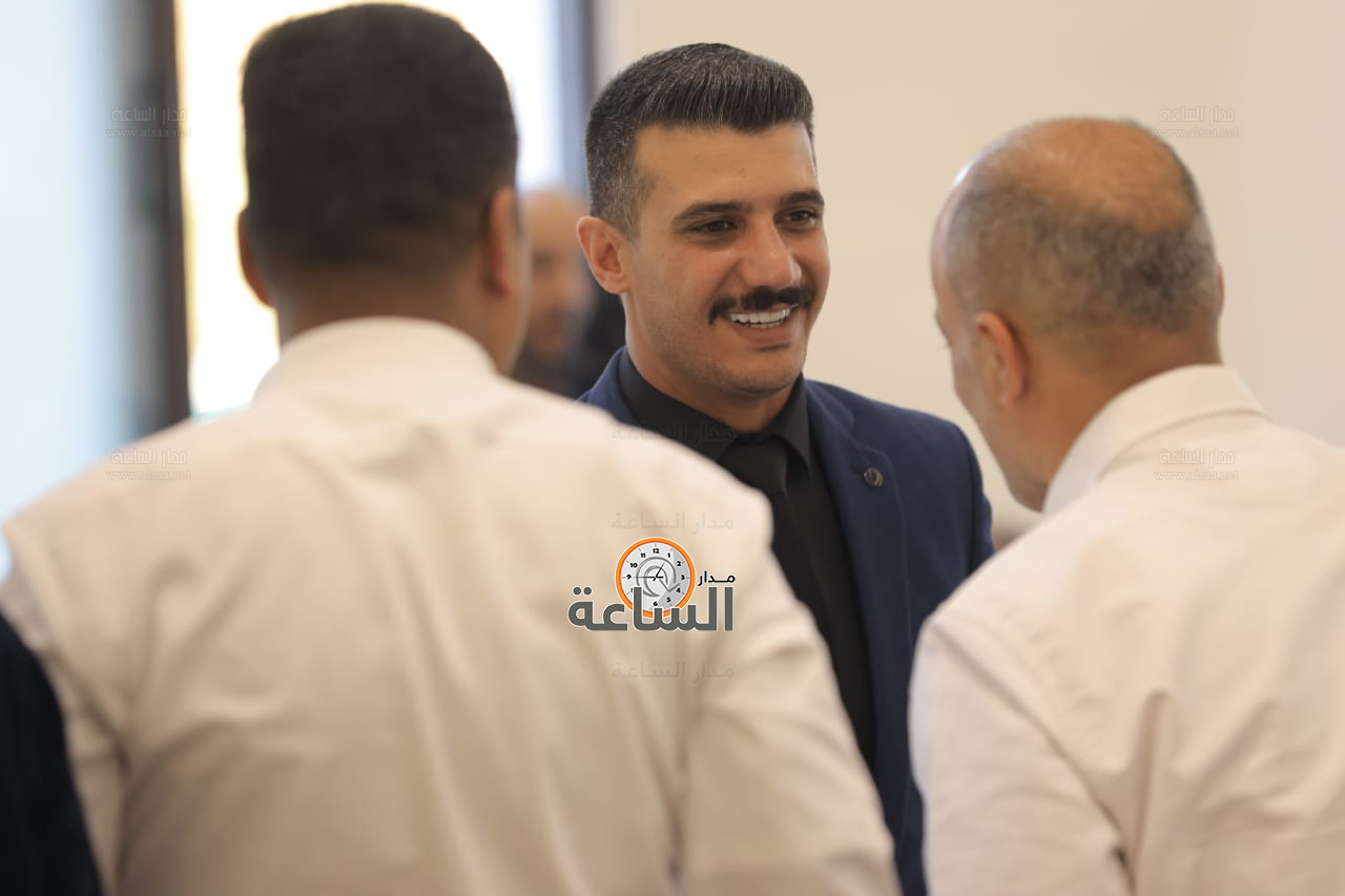 Madar Al-Saa Images 0.22474962677375054